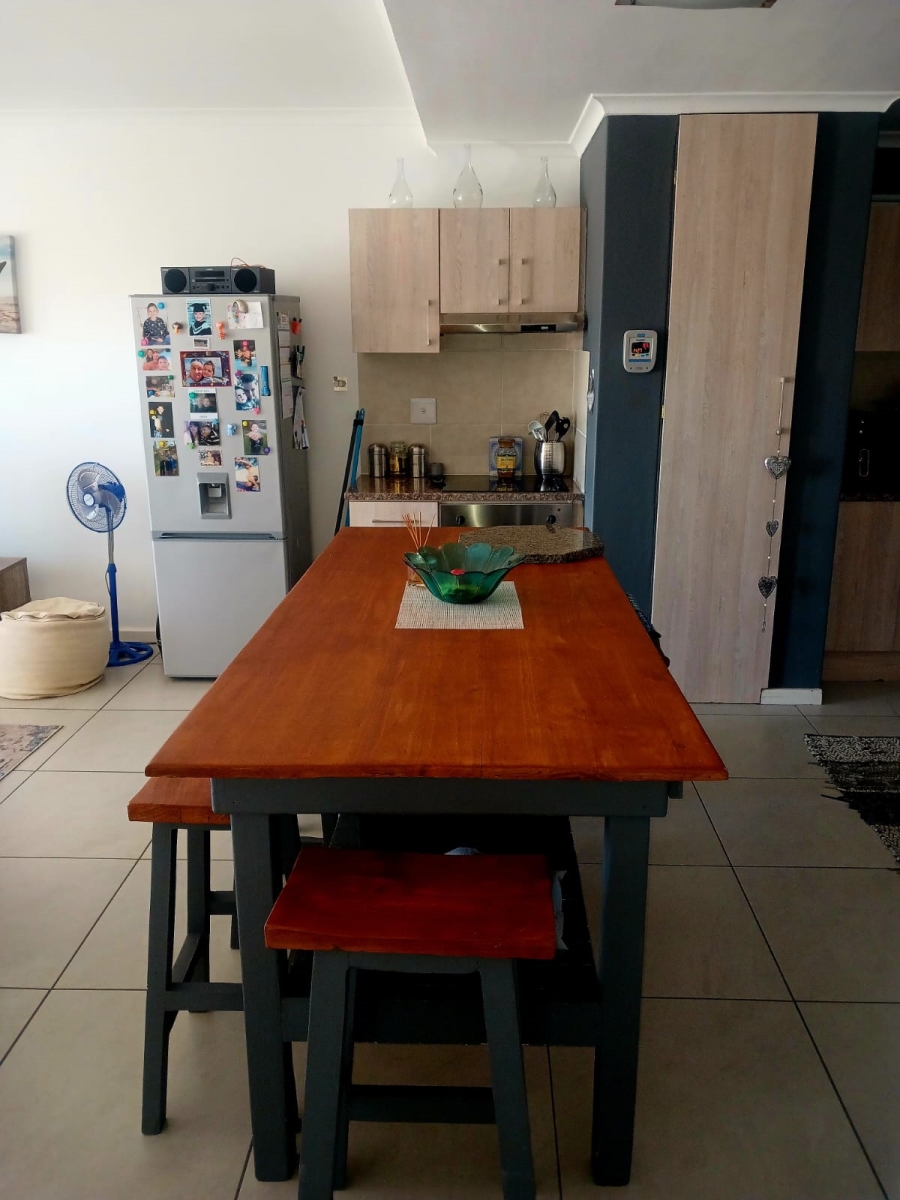 To Let 2 Bedroom Property for Rent in Beachfront Western Cape